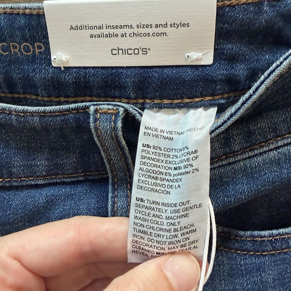 NWT Chico’s So Slimming Girlfriend Slim Crop Jeans Women 10 Denim Stretch - Picture 4 of 7